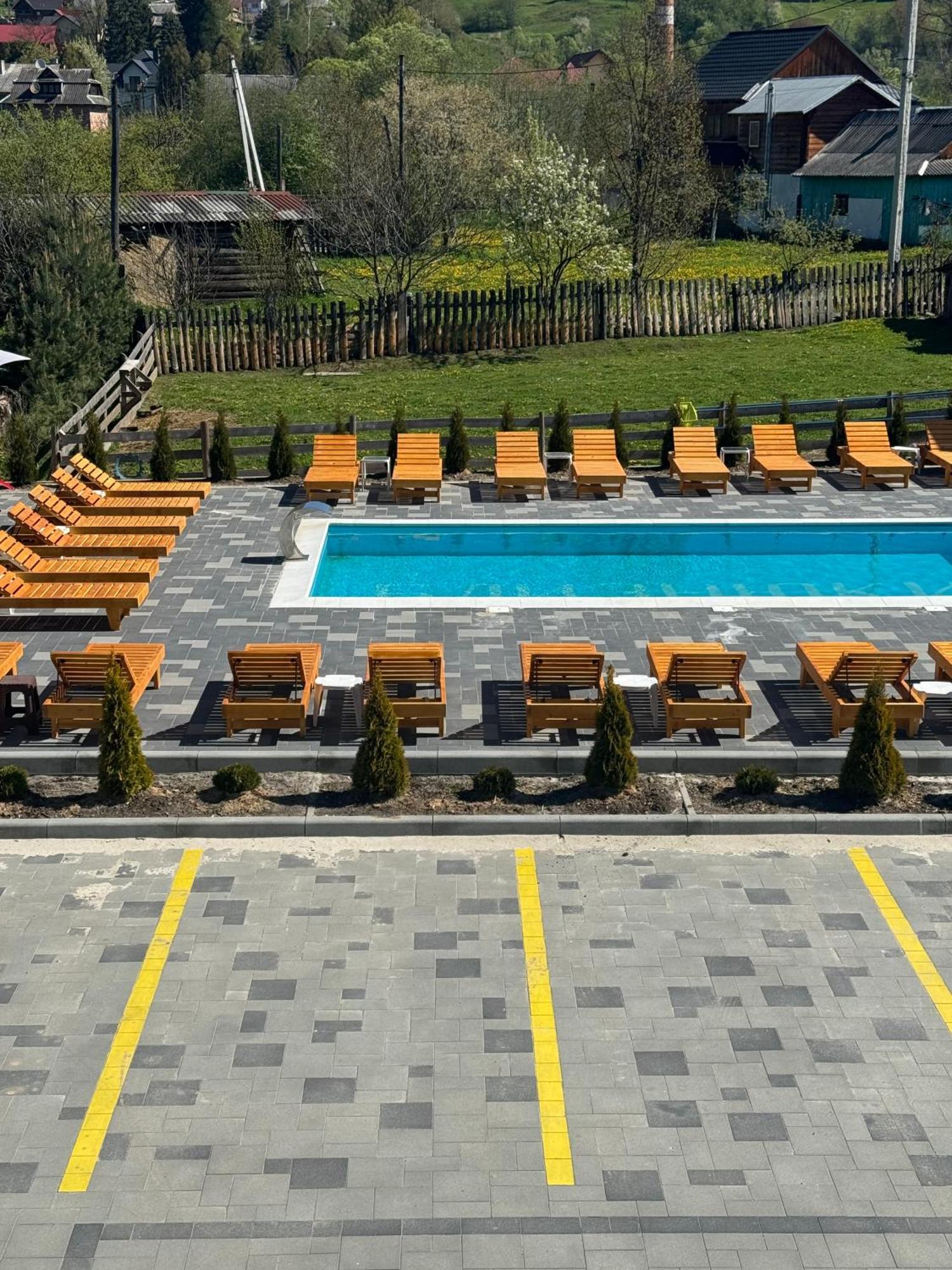 Vv Hotel Ворохта Екстериор снимка